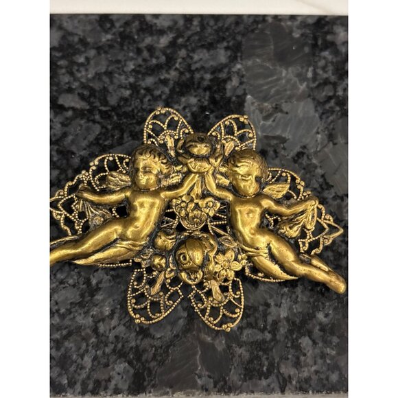 Vintage Gold Tone Cherub Brooch Pin. With Filigree Floral Art Noveau Angels - Picture 3 of 12